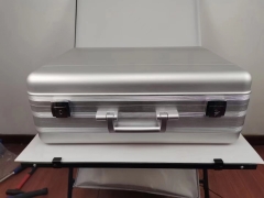 aluminum case